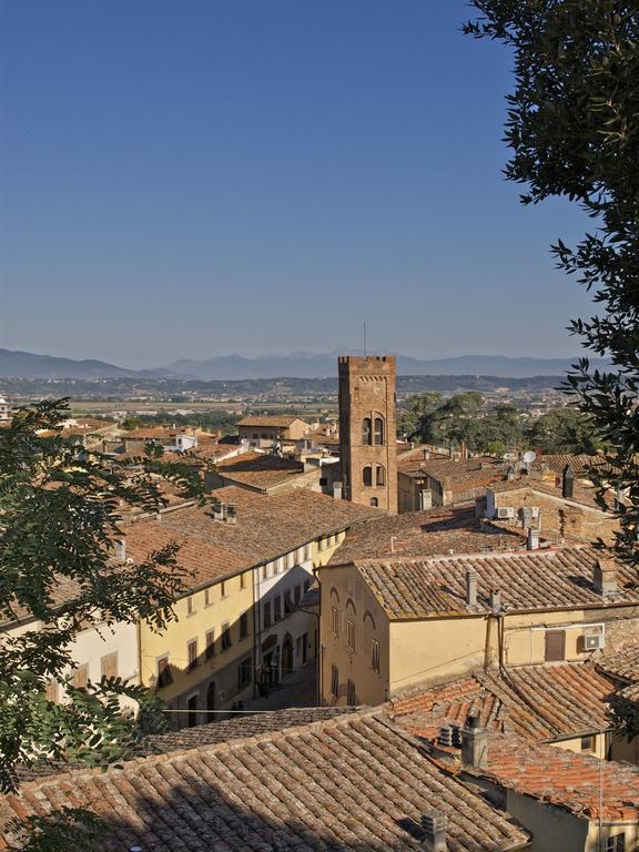 Toscana Holiday Village Montopoli in Val dʼArno Esterno foto