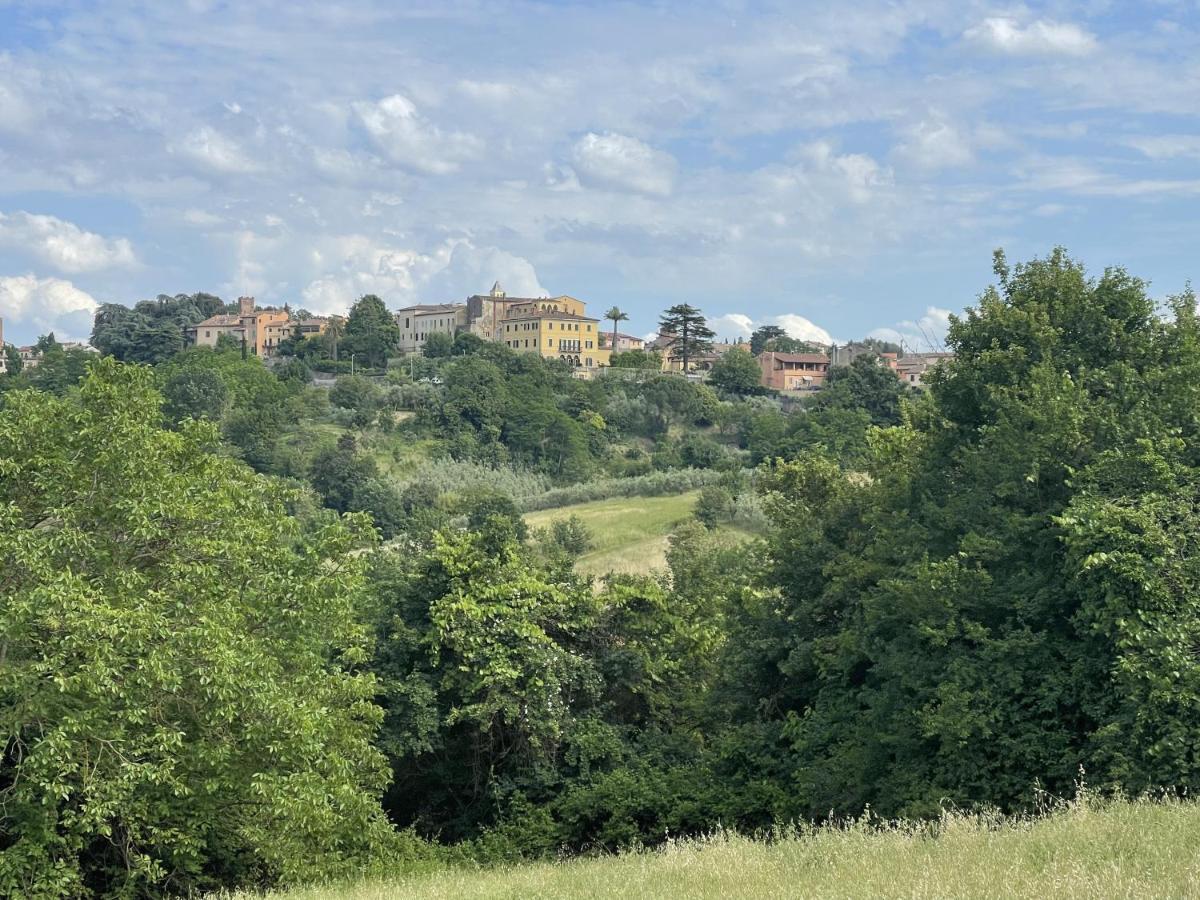 Toscana Holiday Village Montopoli in Val dʼArno Esterno foto