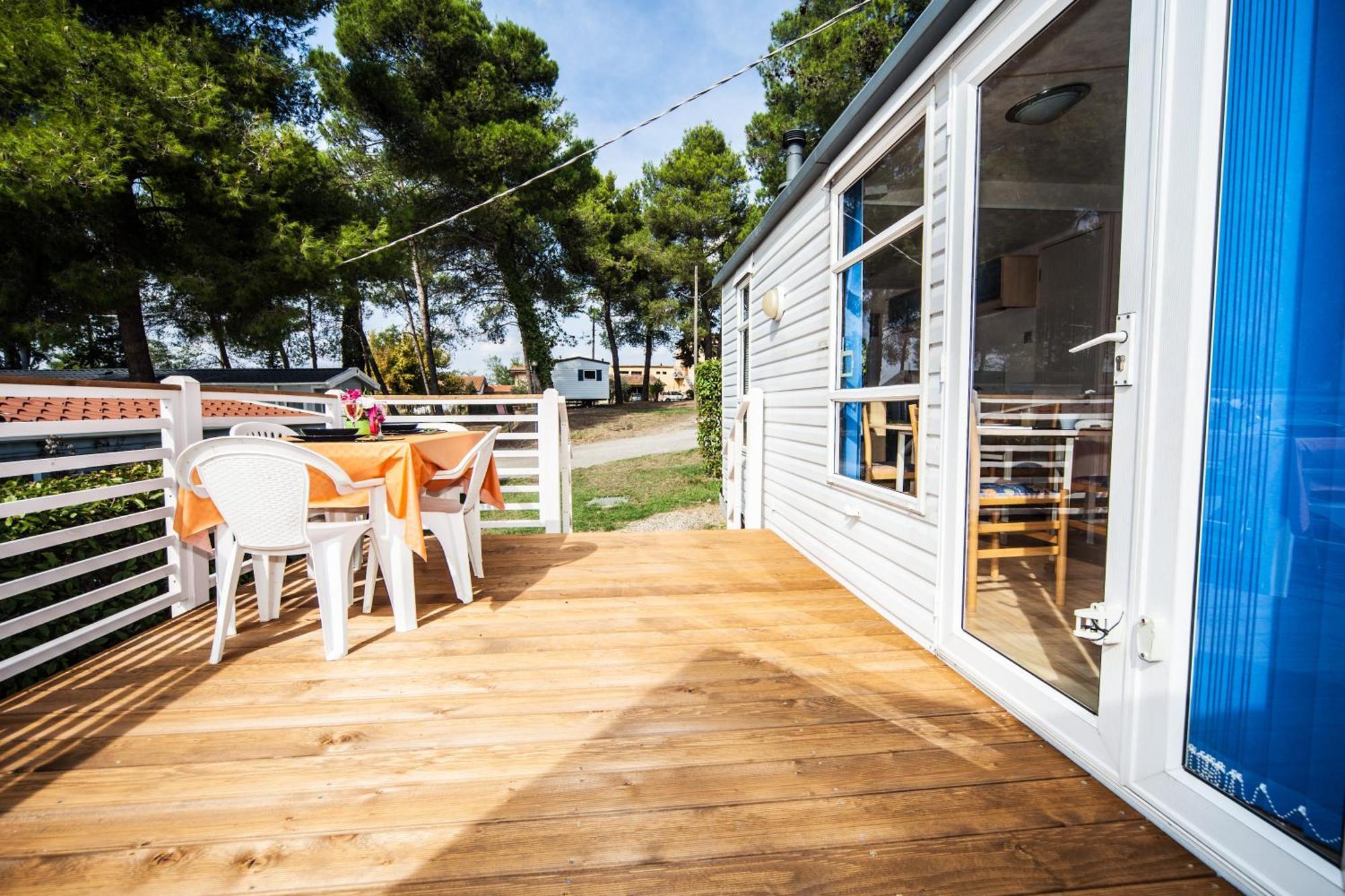 Toscana Holiday Village Montopoli in Val dʼArno Esterno foto